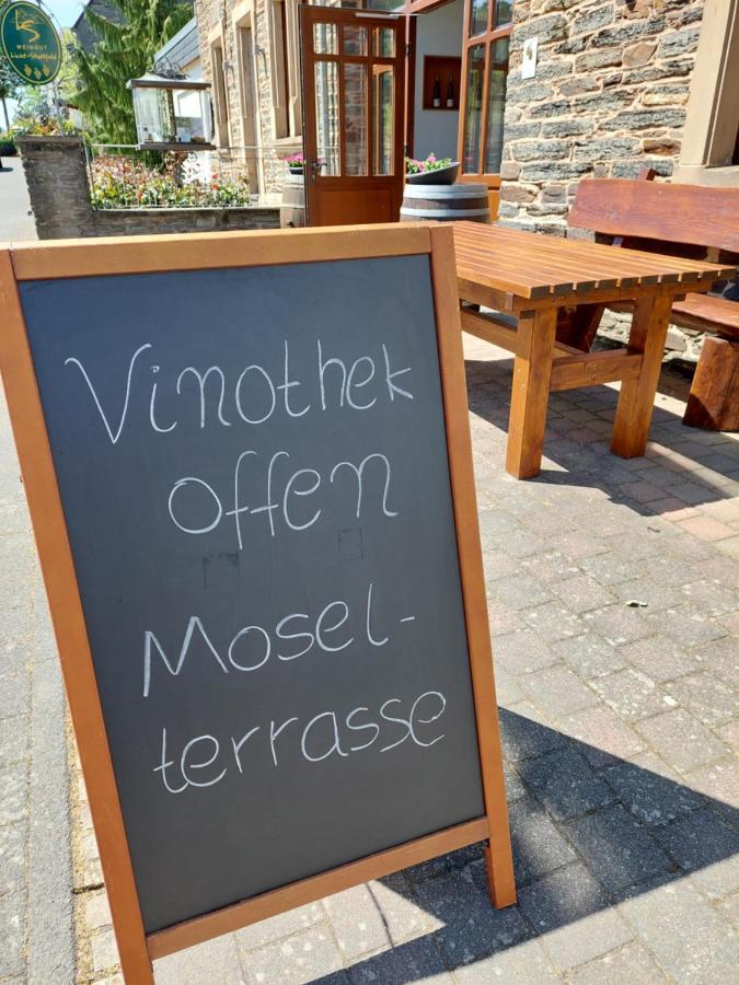 Weingut Licht-Stadtfeld Brauneberg Exteriör bild