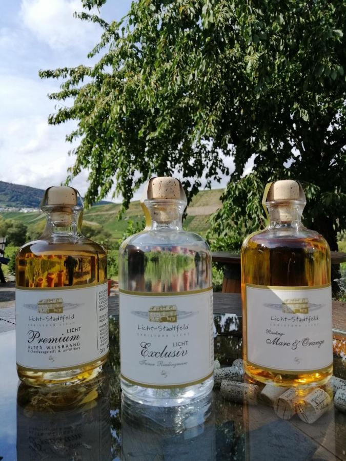 Weingut Licht-Stadtfeld Brauneberg Exteriör bild